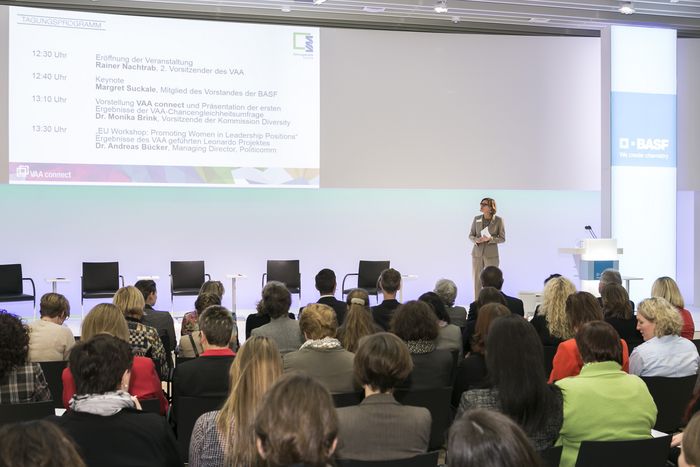 VAA connect – Frauen in Führung