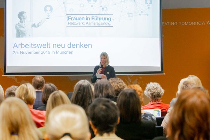 VAA connect bei Wacker: Dr. Birgit Schwab