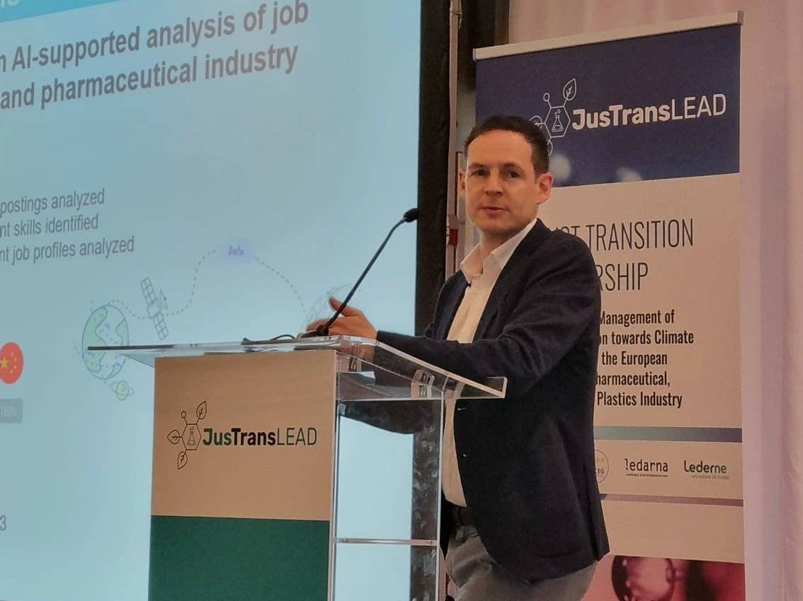 Andreas Ogrinz am Rednerpult.