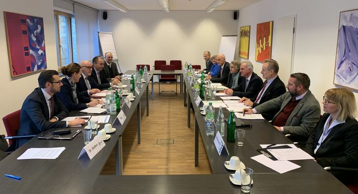 Tarifabschluss 2019: Verhandlungen zwischen BAVC und VAA